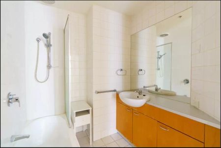 Charming & Furnished in 'The Canns' – Circa 1919 (6 month lease only) - Photo 4