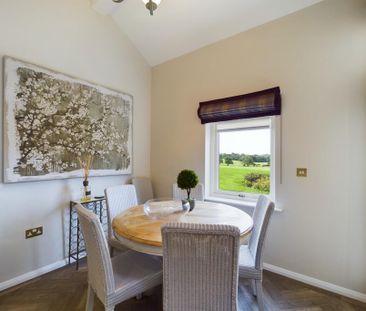 3 bedroom end of terrace house to rent - Photo 5