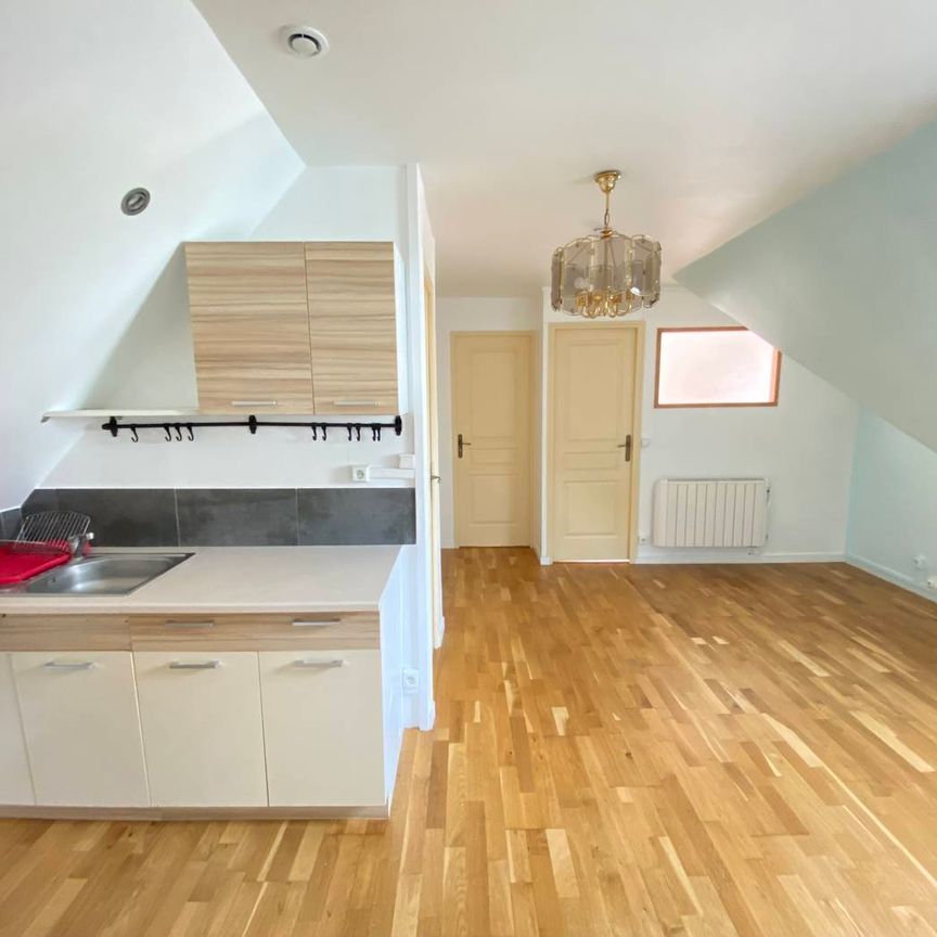 Location Appartement 3 pièces 29m² - Photo 1