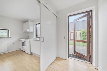 Attraktiv studiebolig i Odense SØ med terrasse - Photo 4