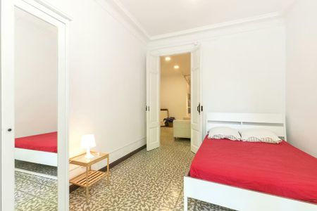 Carrer de Casanova, Barcelona, Catalonia 08036 - Foto 3