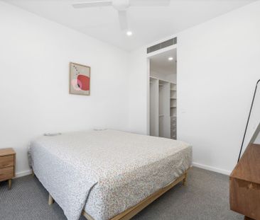 Stylish, Fully-Furnished 1-Bedroom Apartment on Melbourne Street - Photo 5