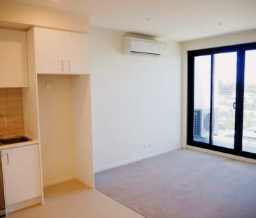 1 Bed, 1 Bath - Photo 5