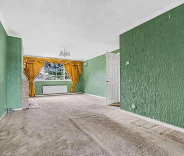 Jordans Close, Stanwell, Staines-upon-thames, TW19 - Photo 1