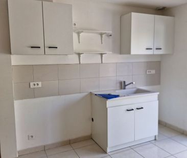 Location Appartement 3 pièces 66m² - Photo 3