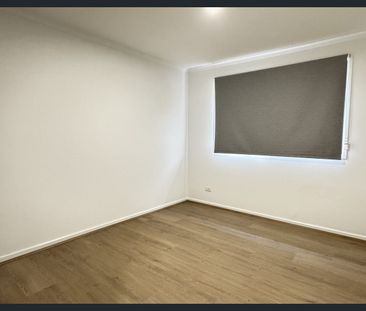 Charming home in Cranbourne West - Photo 4