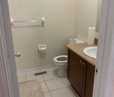 46 Laramie Crescent - Photo 5