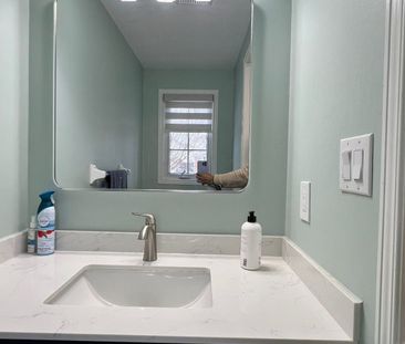 For Lease - 86 Activa Avenue, Kitchener, Ontario - Photo 3