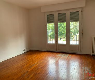 Location Appartement 4 pièces 81m² - Photo 1