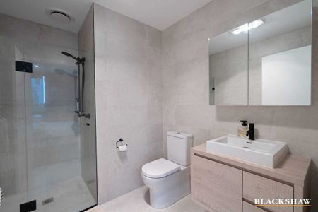 Centrally Located Executive Townhouse - Photo 3