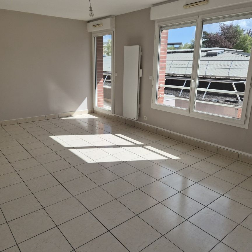 Location Appartement 65m² VALENCIENNES 59300 - Photo 1