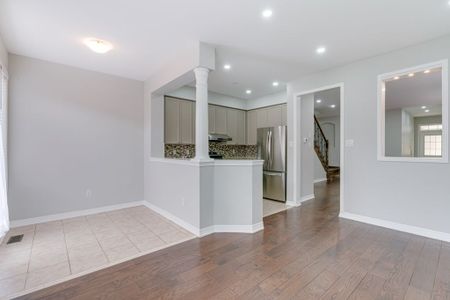 For Lease - 1327 Weir Chase Unit# Upper, Mississauga, Ontario - Photo 2