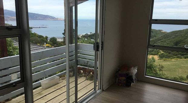 Great sea view, sunny, private, nice suburb - Photo 1