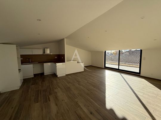 Location Appartement 4 pièces 91m² - Photo 1