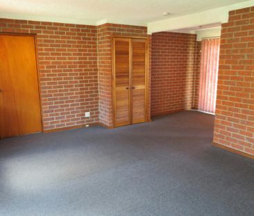 SHORT STROLL TO CBD! - Photo 4