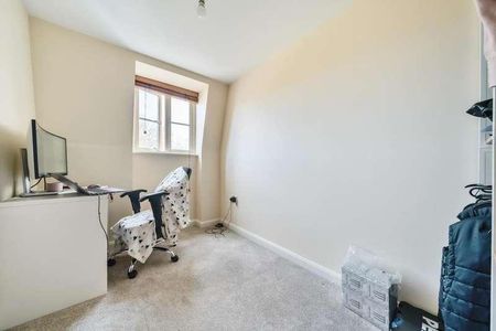 Woodford Way, Witney, OX28 - Photo 4