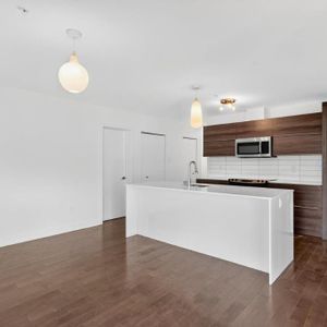 Projet Iberville 99 - Grand 4 1/2 semi-meublé - Libre ! Montréal La Petite-Patrie - appartement / logement - Photo 2