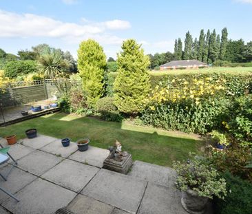 2 bedroom detached bungalow to rent - Photo 6