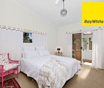 Double Brick Family Home - Photo 5