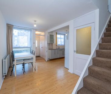 2 bedroom terraced house to rent - Photo 2