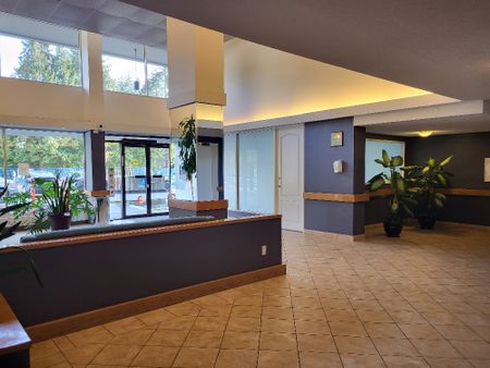 1314-2012 Fullerton Ave., North Vancouver - Photo 2