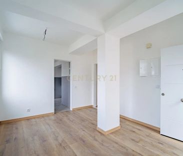 Amora, Setúbal Municipality - Photo 5