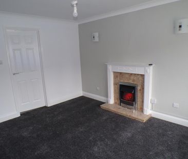 3 bedroom detached house to rent - Photo 2