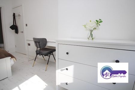 1 Bedroom Room in Flat Share To Rent - Photo 5