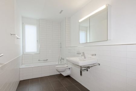 Rent a 4 ½ rooms apartment in Zeihen - Foto 4