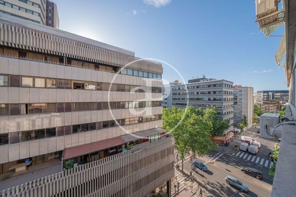 4 bedroom luxury Apartment for rent in Madrid, Spain - Photo 1