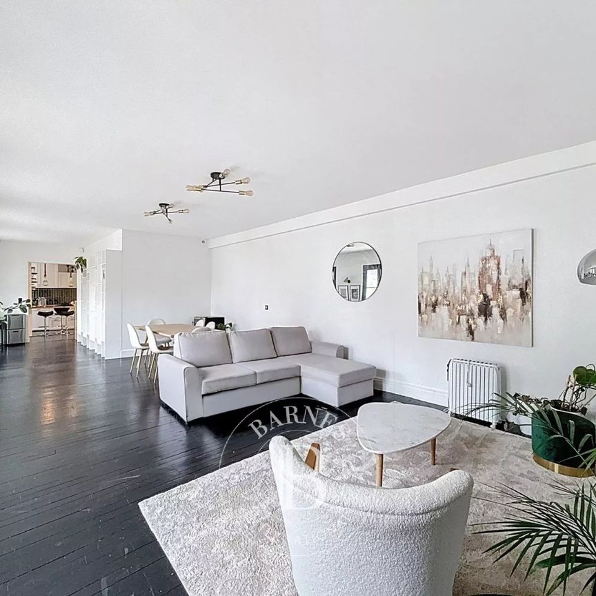 Tout savoir sur cet appartement dans le quartier Ile de la Jatte-Parc d'Orléans, à Neuilly-sur-Seine - Photo 1