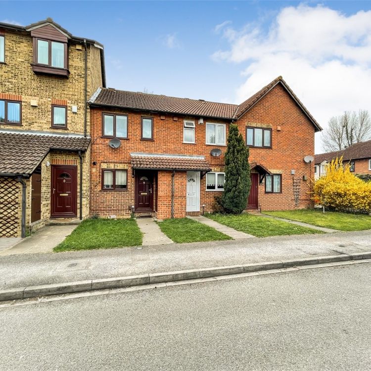 2 bed terraced house to rent in Haig Drive, Cippenham, SL1 - Photo 1