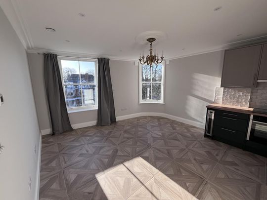 2 bedroom flat to rent - Photo 1