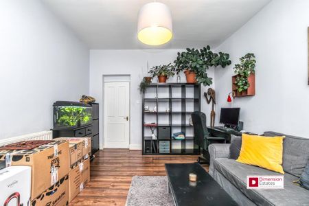 3 bedroom flat to rent - Photo 4