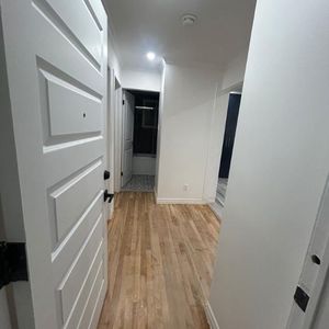 🏡 4 1/2 RÉNOVÉ - 2E ÉTAGE DE TRIPLEX - 1 495$/MOIS 🏡 Tétreaultville - 20 min de marche du métro Honoré-BeaugrandLibre immédiatement OU 1er juillet - Photo 2
