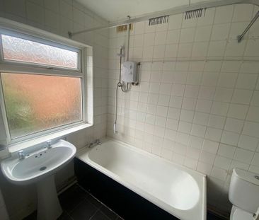 2 bedroom terraced house to rent - Photo 6