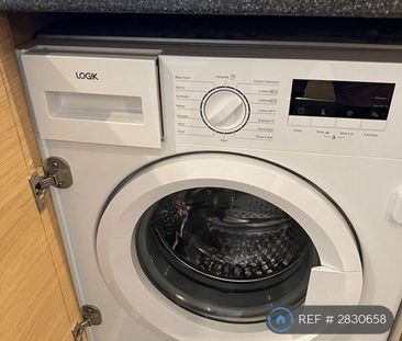 1 bedroom flat to rent - Photo 6