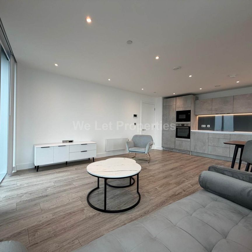 Price £2,375 pcm - Available Now - Furnished - Photo 1