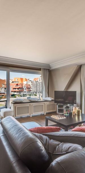 Appartement te huur in Knokke voor € 1.550 met 2 slaapkamers - Photo 1