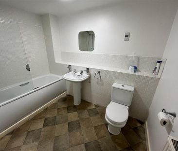 2 bedroom house to rent - Photo 1