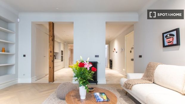 madrid, Community of Madrid 28012 - Photo 1