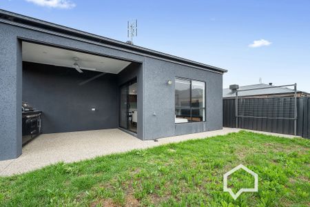 8 (Lot 711 Delawarr Parade Huntly VIC - Photo 2