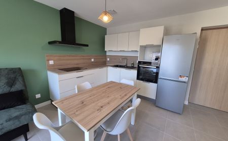 NEUF - CENTRE VILLE - APPARTEMENT T2 MEUBLE - BALCON - GARAG - Photo 5