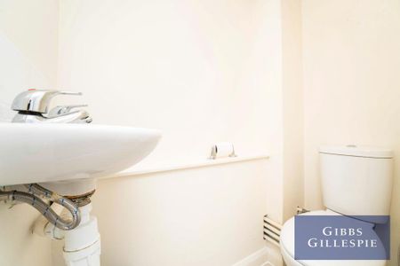 3 bedroom townhouse to rent - Photo 4