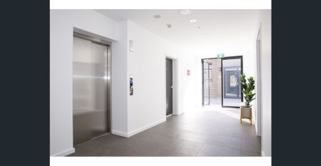 Fully Furnished studio in Oatlands! - Photo 2