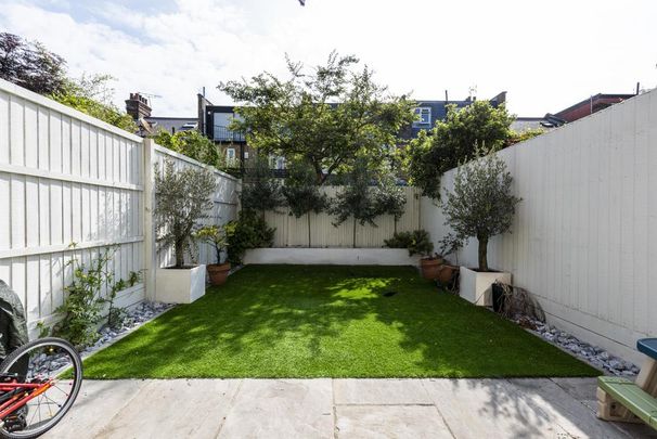 5 bedroom property to rent - Photo 1