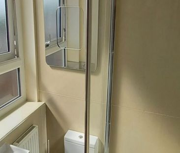 Queens Road Studio 14 - Photo 3