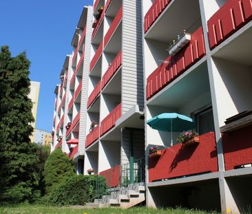 3-Raum-Wohnung mit Balkon unweit von Kita und Schule entfernt - Photo 4