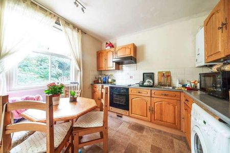 High Wycombe, Buckinghamshire, HP13 - Photo 3