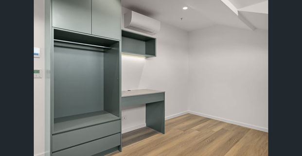 Top floor luxury studio just 700m from Ashfield Station | IVY Ashfield - Photo 1